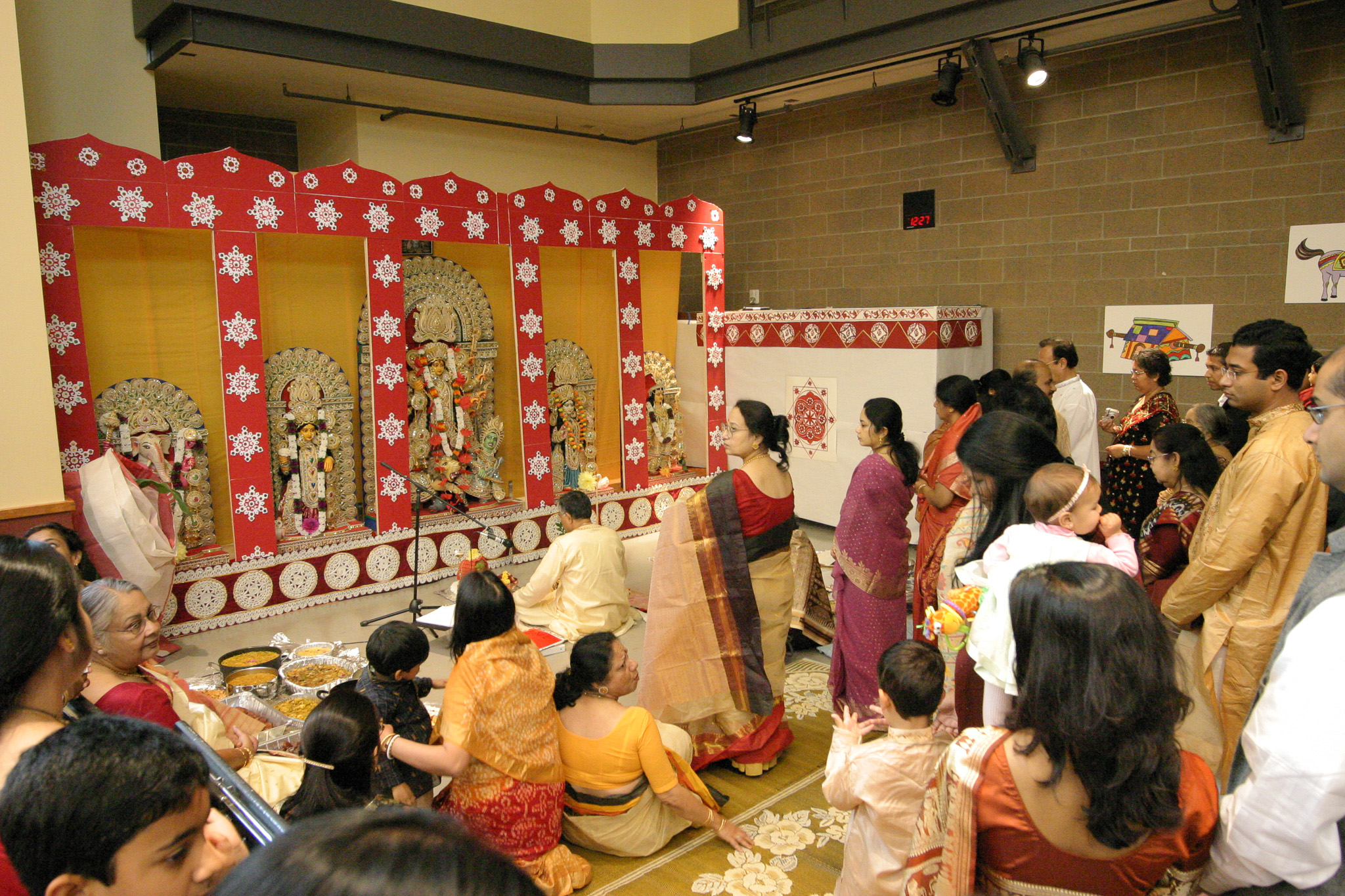 Uttoron Gallery 2006